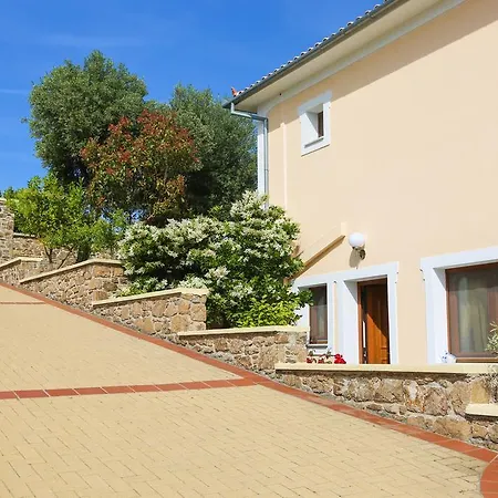Jasmine Villas & Suites Troulos