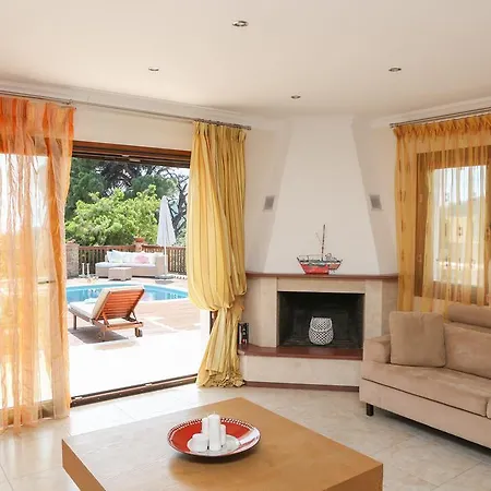Jasmine Villas & Suites