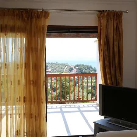 Jasmine Villas & Suites Villa Troulos