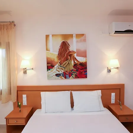 Jasmine Villas & Suites * Troulos