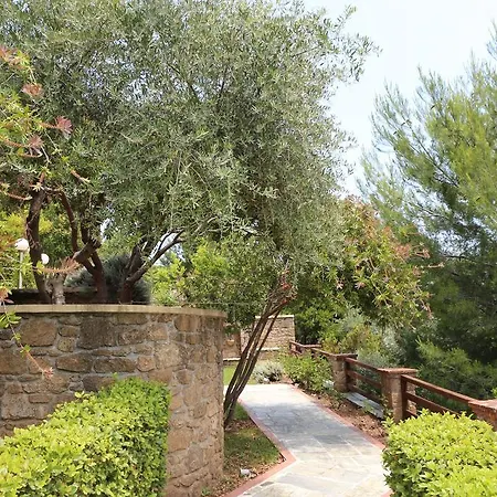 Jasmine Villas & Suites