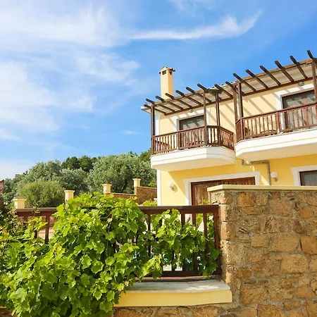 Jasmine Villas & Suites Villa Troulos