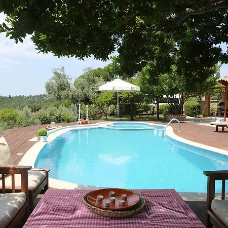Jasmine Villas & Suites * Troulos