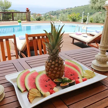 Jasmine Villas & Suites Villa Troulos