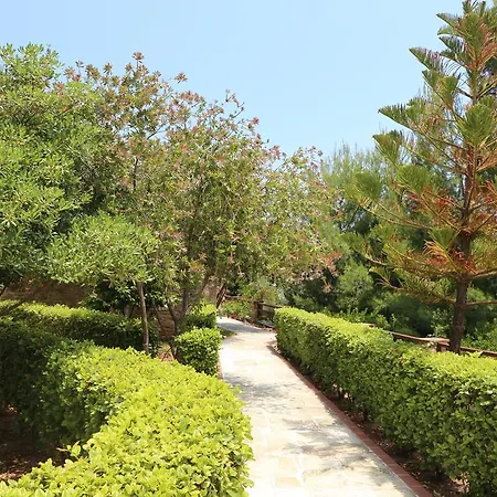 Jasmine Villas & Suites *