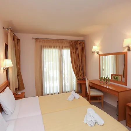 Jasmine Villas & Suites * Troulos